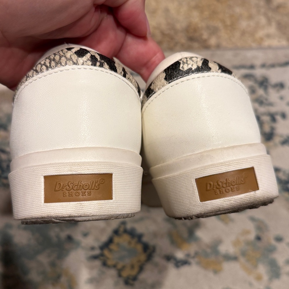 Women's White Sneakers - Picture 6 of 7